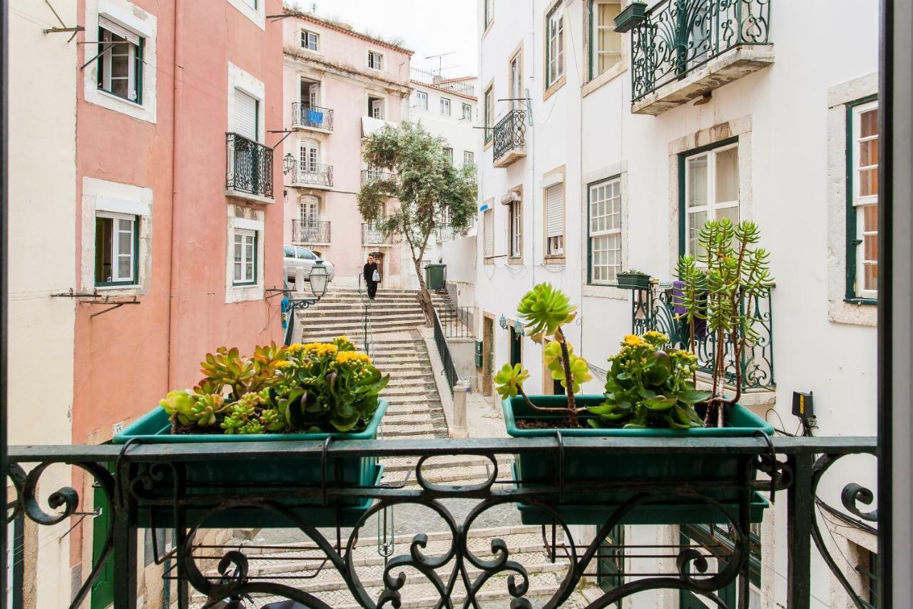 Joivy Charming Apt Near Fado Museum Lisboa Exterior foto